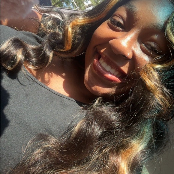 Meet your Posher, Manasseh - Picture 3 of 3